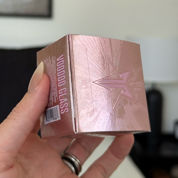 Jeffree Star Eye Gloss Powder in Voodoo Glass - Picture 4 of 8